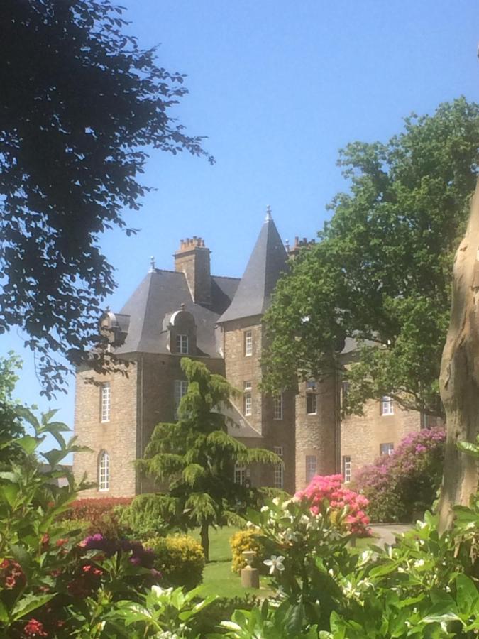 Château de Montbrault Fleurigné Exterior foto